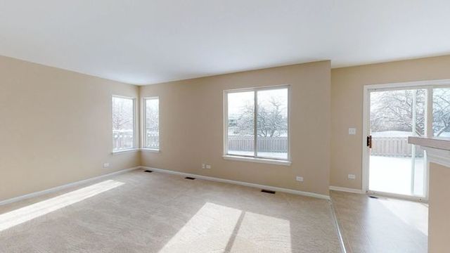 8 Wright Court Lake In The Hills, IL 60156 - Photo 12 of 29