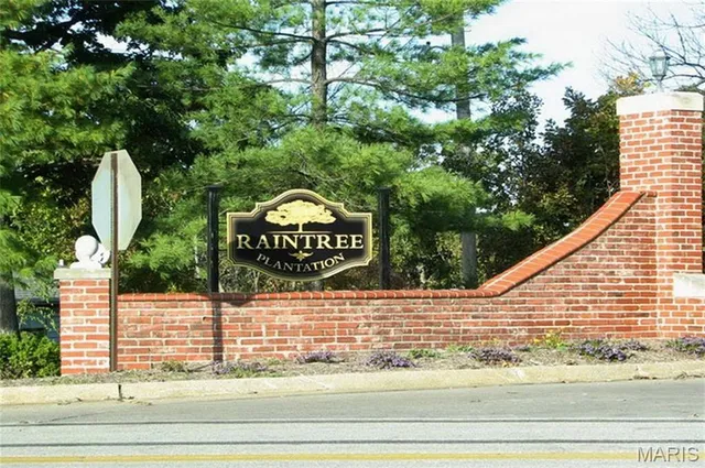 $16,900 | 5204-5206 Tree Crest Drive, Hillsboro, MO 63050