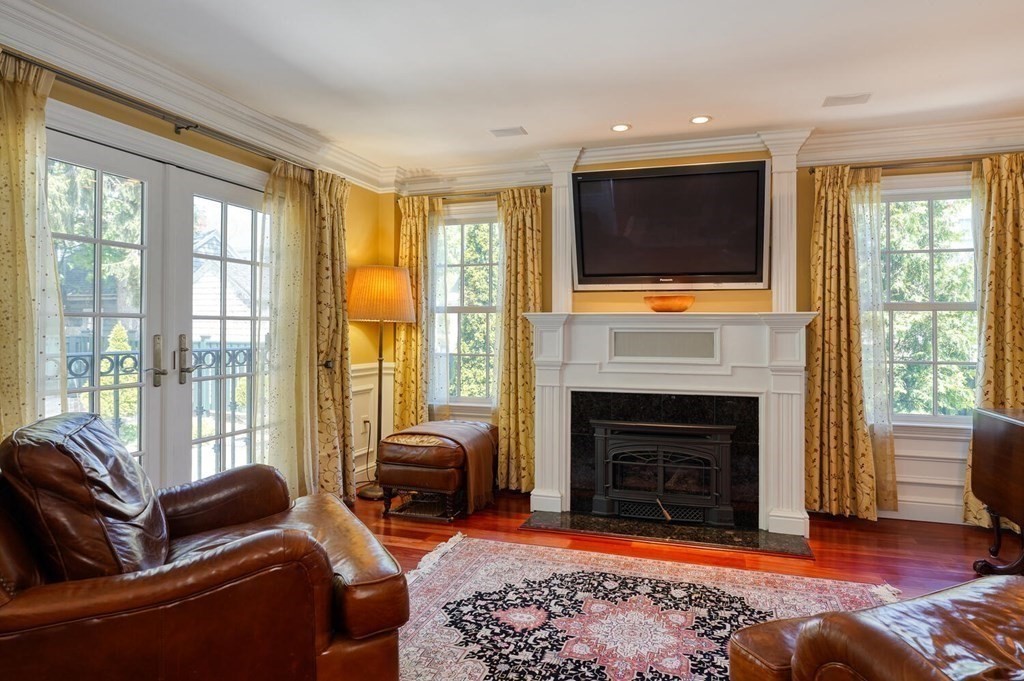 14 Farm Road Belmont, MA 02478 - Photo 9 of 42 Gallery Image 9