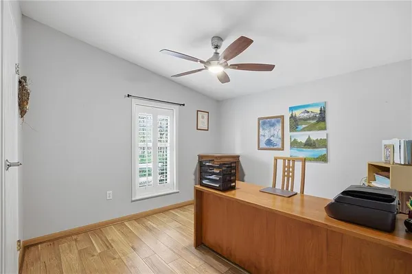 $325,000 | 9 Poplar Lane, Linn Valley, KS 66040