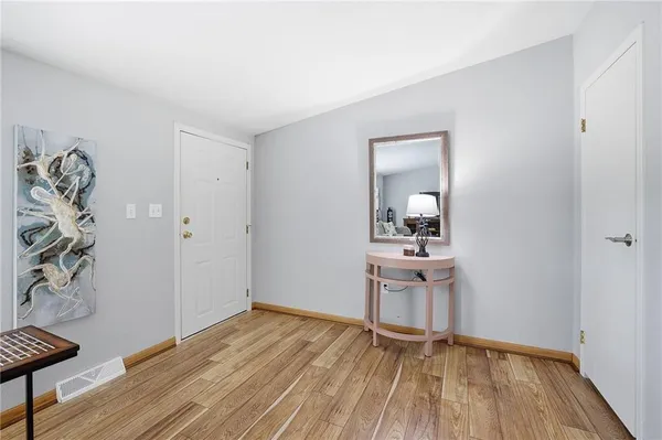 $325,000 | 9 Poplar Lane, Linn Valley, KS 66040