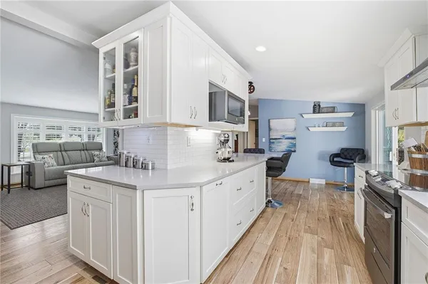 $325,000 | 9 Poplar Lane, Linn Valley, KS 66040