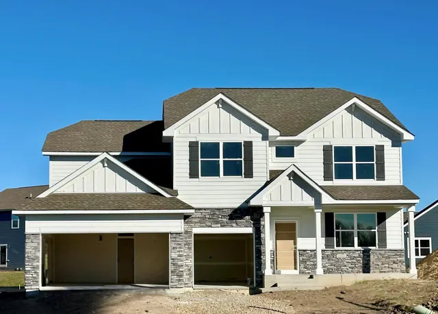 $709,990 | 1738 Oak Creek Pass, Chaska, MN 55318