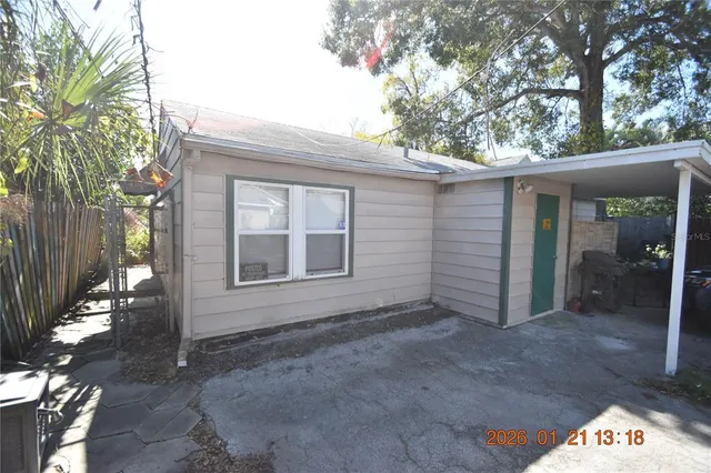 $1,150 | 3021 6th Avenue North, St. Petersburg, FL 33713