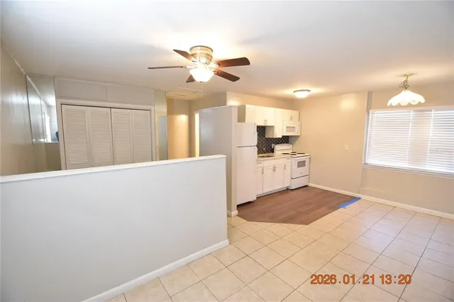 $1,150 | 3021 6th Avenue North, St. Petersburg, FL 33713