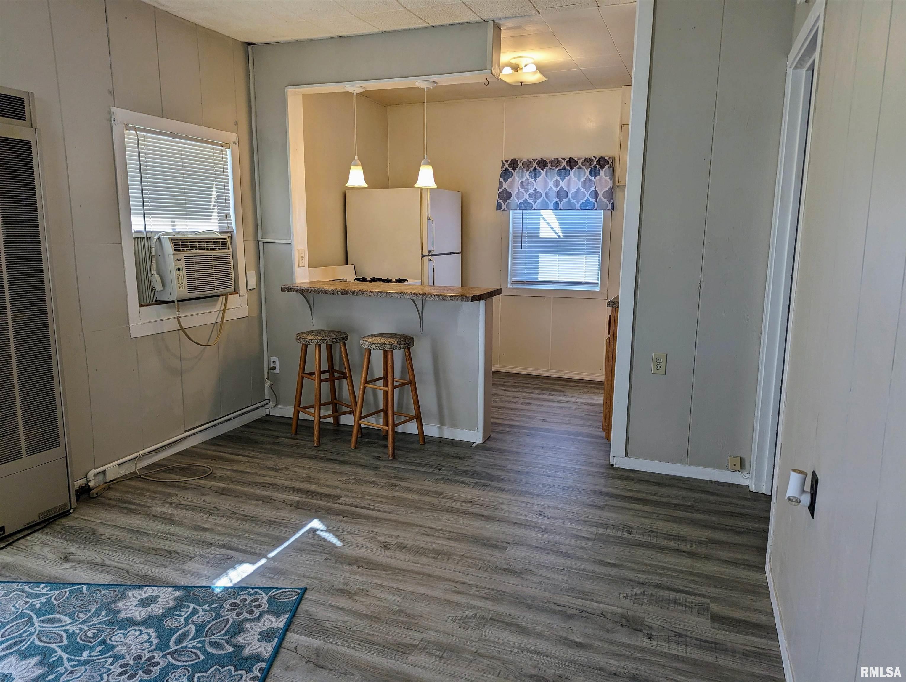 2219 South 6th Street Springfield, IL 62703 - Photo 7 of 15