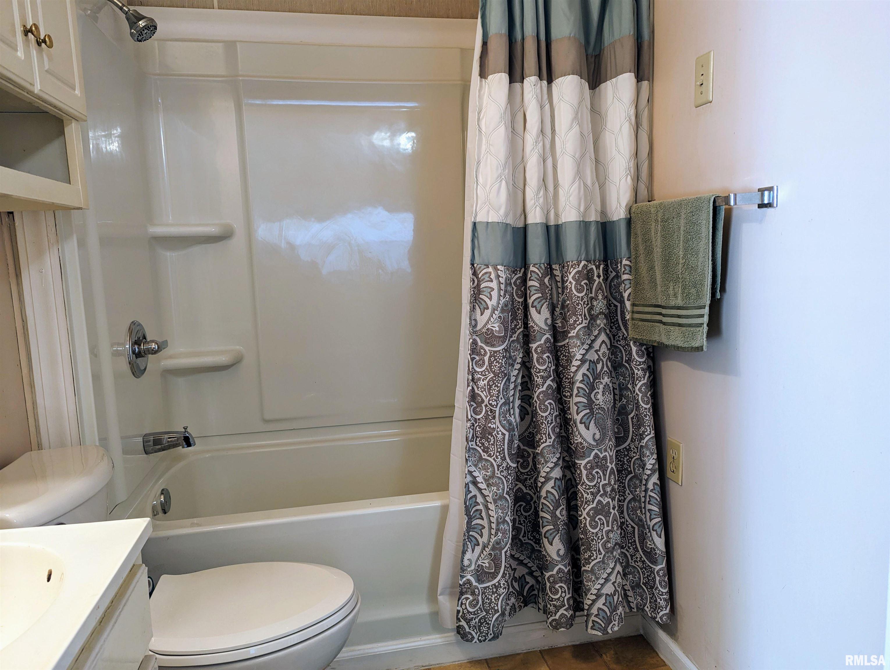 2219 South 6th Street Springfield, IL 62703 - Photo 8 of 15