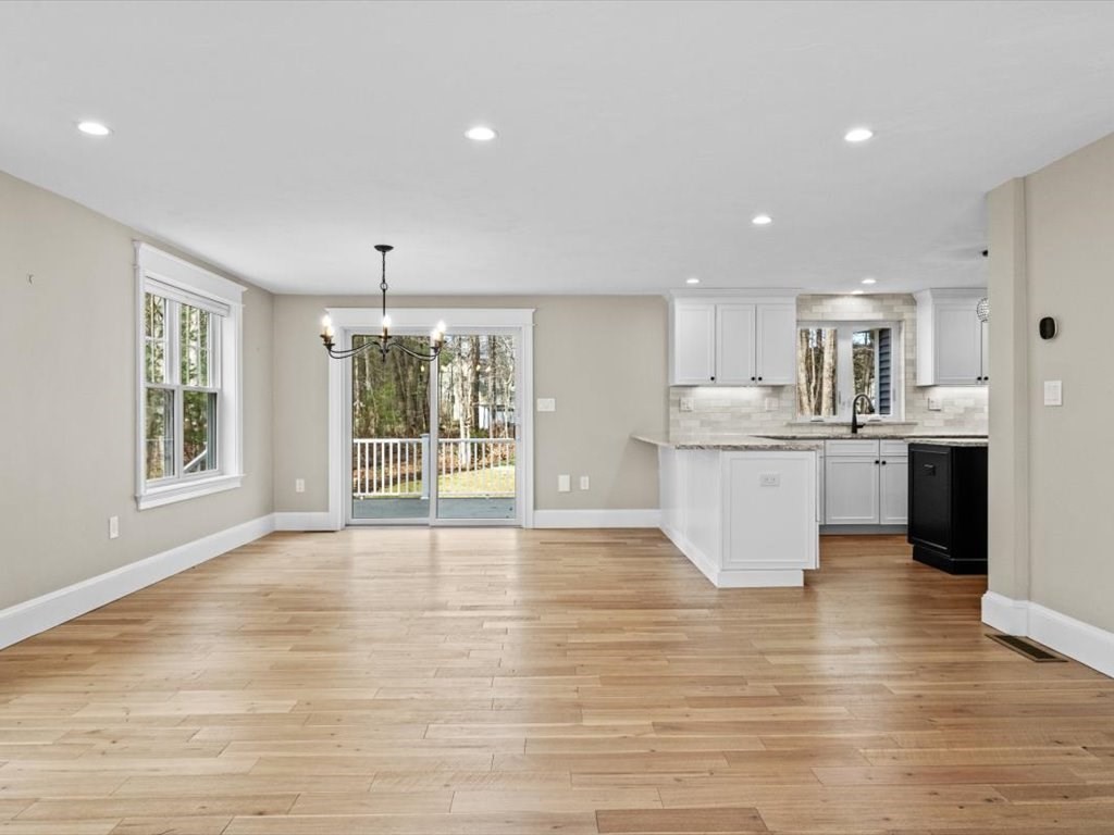 4 Hazeltine Road Upton, MA 01568 - Photo 5 of 42