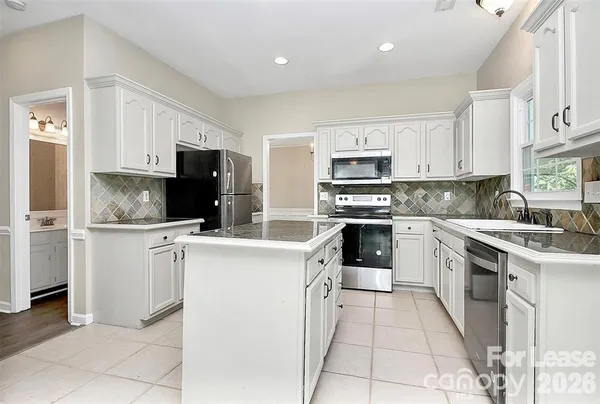 $2,650 | 8609 Walsham Drive, Charlotte, NC 28277