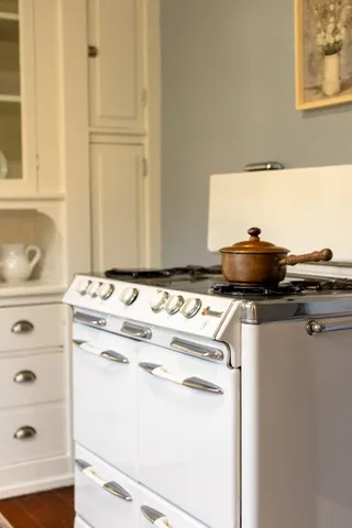 a view of washer and dryer