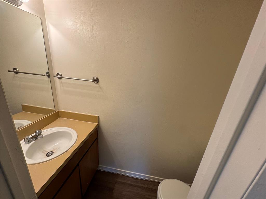 3514 Smith Barry Road Pantego, TX 76013 - Photo 9 of 16 Gallery Image 9