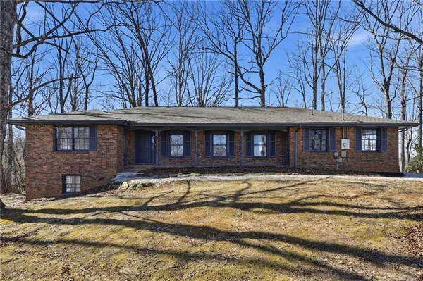 $2,800 | 1460 Hillcrest Drive, Sugar Hill, GA 30518