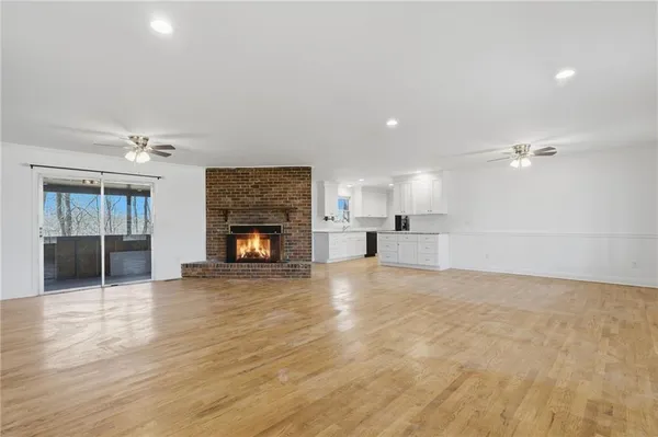 $2,800 | 1460 Hillcrest Drive, Sugar Hill, GA 30518