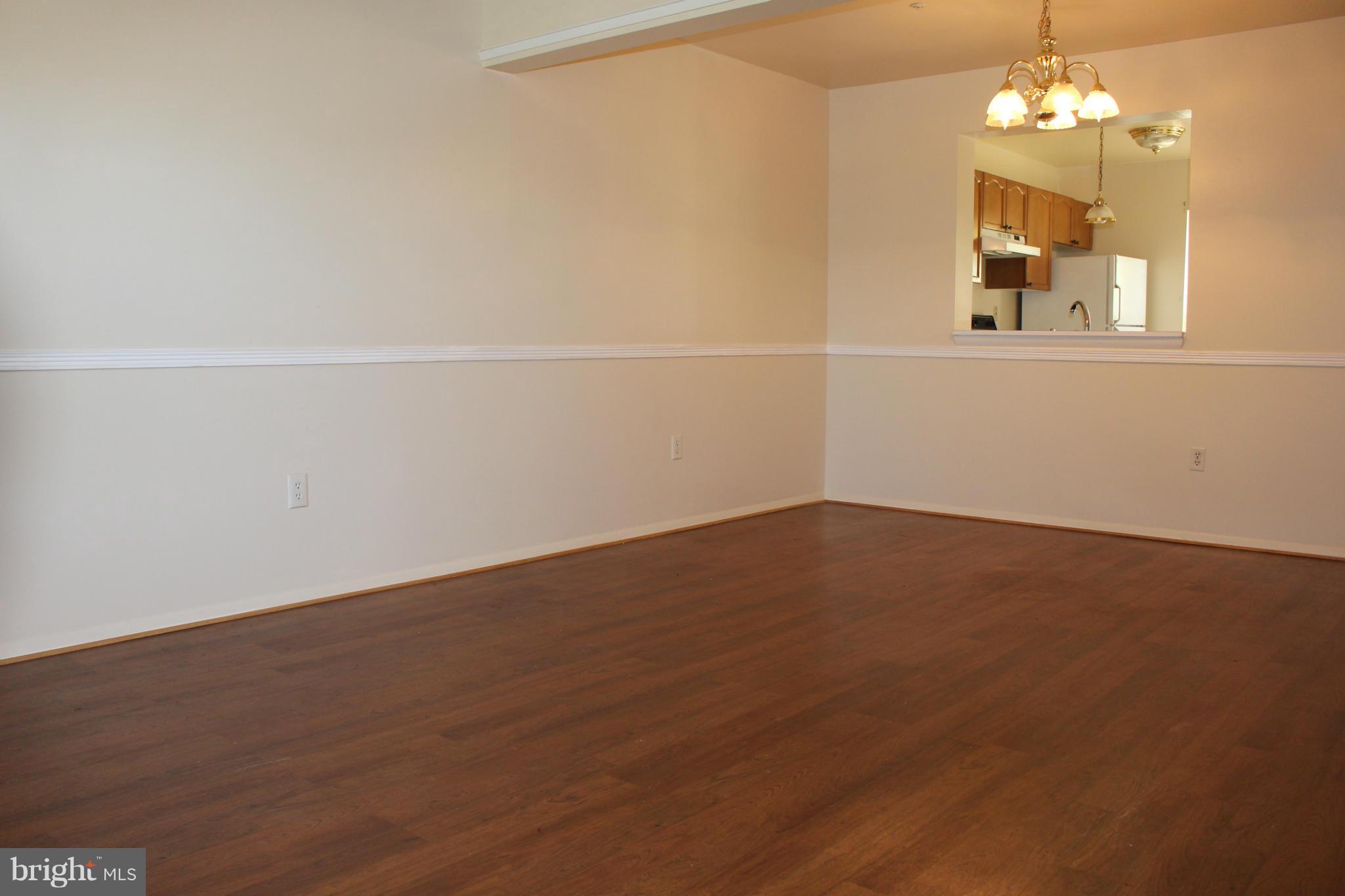 106 Jason's Ridge Smithsburg, MD 21783 - Photo 3 of 29 Dining Room