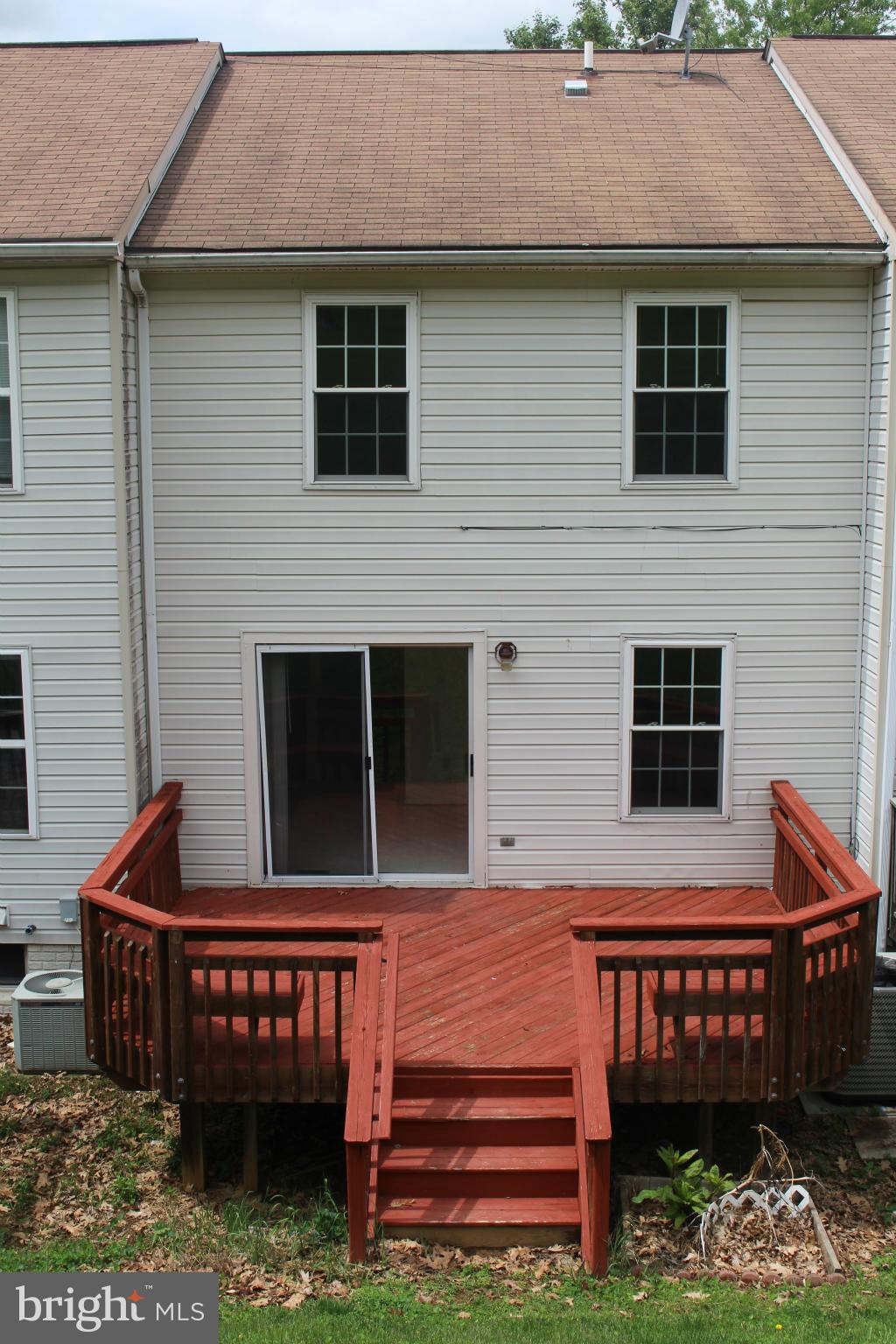 106 Jason's Ridge Smithsburg, MD 21783 - Photo 23 of 29 Exterior (Rear)