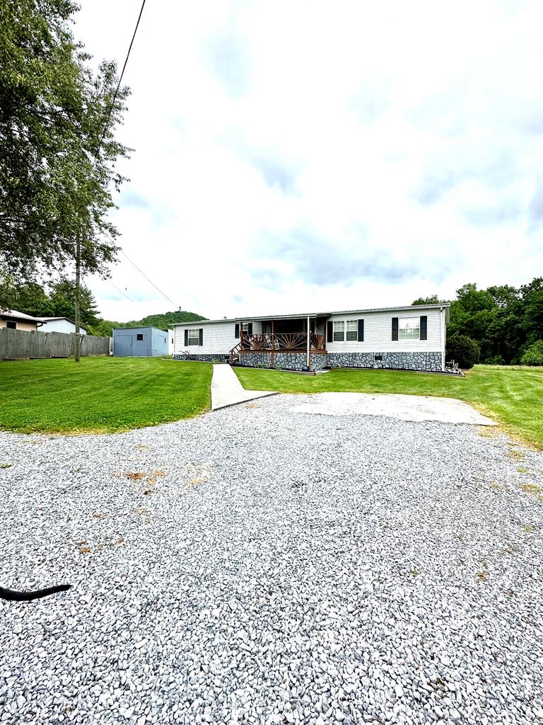 622 Thompson Road Marion, VA 24354 - Photo 37 of 48 Gallery Image 37