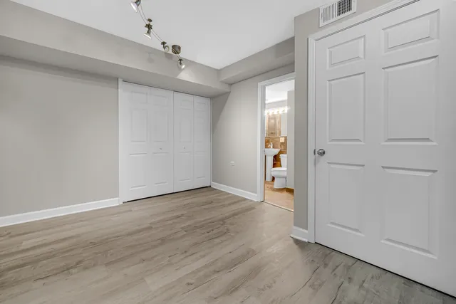 $5,500 | 1424 West Grand Avenue, Unit 2, Chicago, IL 60642