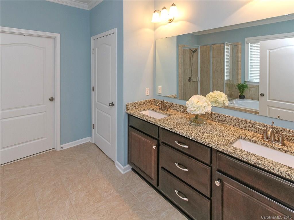 153 Hawks Creek Parkway Fort Mill, SC 29708 - Photo 12 of 24 Gallery Image 12