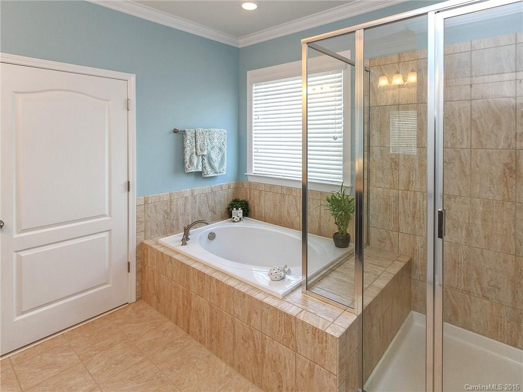 153 Hawks Creek Parkway Fort Mill, SC 29708 - Photo 13 of 24 Gallery Image 13