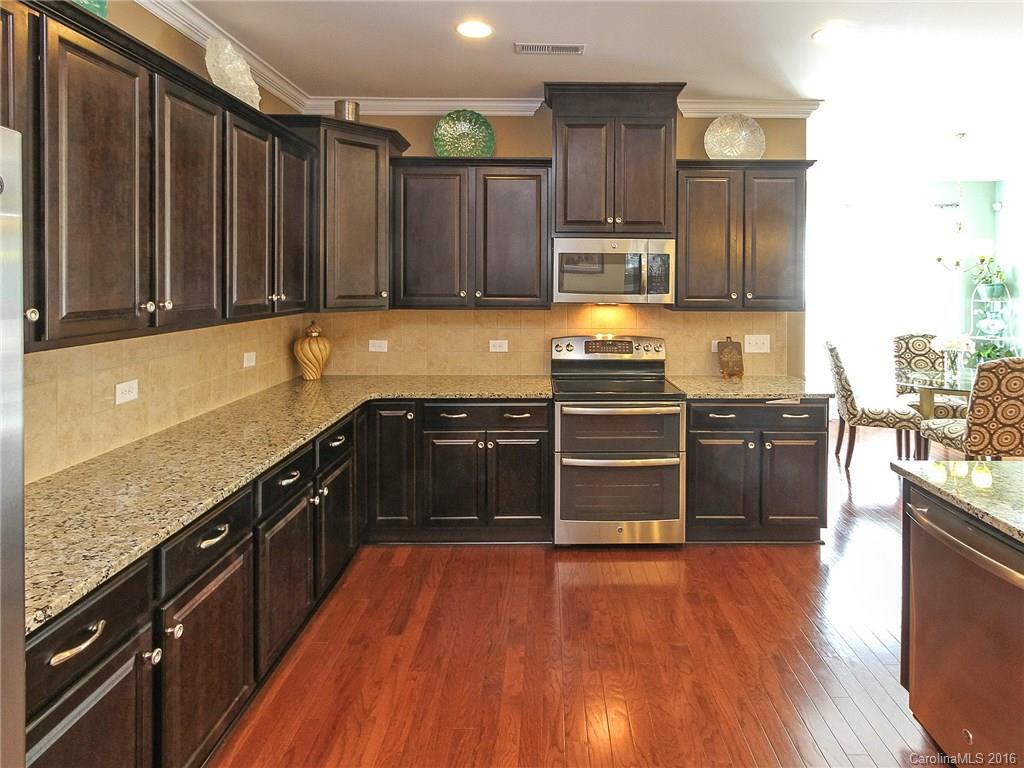 153 Hawks Creek Parkway Fort Mill, SC 29708 - Photo 7 of 24 Gallery Image 7