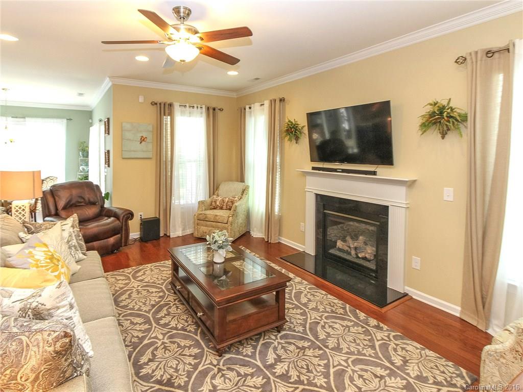 153 Hawks Creek Parkway Fort Mill, SC 29708 - Photo 10 of 24 Gallery Image 10