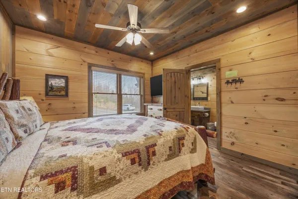 $2,650,000 | 986 Chestnut Drive, Gatlinburg, TN 37738