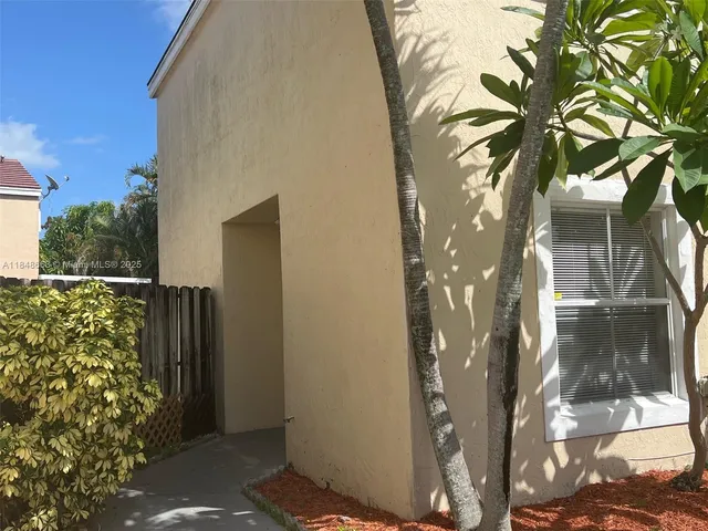 $416,000 | 3310 Indian Key Boulevard, Margate, FL 33063
