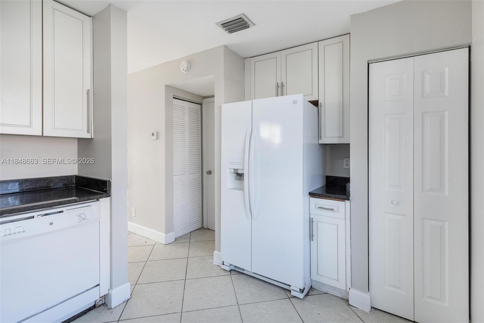 3310 Indian Key Boulevard Margate, FL 33063 - Photo 8 of 32