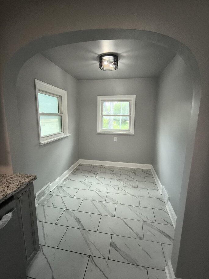 6277 Corunna Road Flint, MI 48532 - Photo 12 of 44 glMLZzFmT7ysoxoOVqpDqQ
