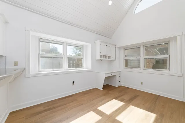 $325,000 | 6306 Castle Ln Drive, Houston, TX 77066