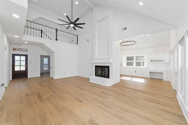 $325,000 | 6306 Castle Ln Drive, Houston, TX 77066