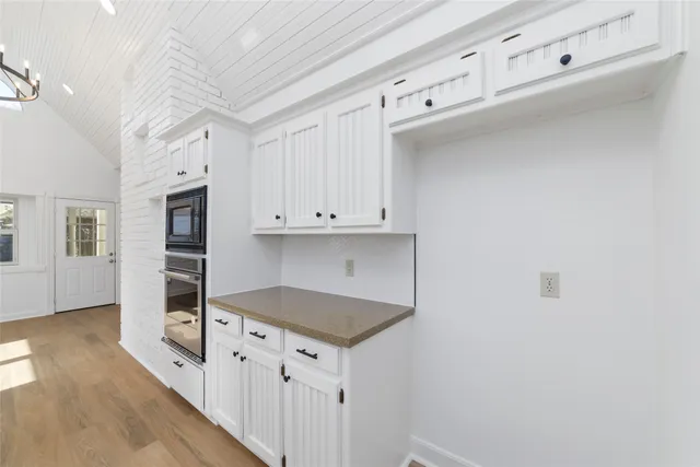 $325,000 | 6306 Castle Ln Drive, Houston, TX 77066