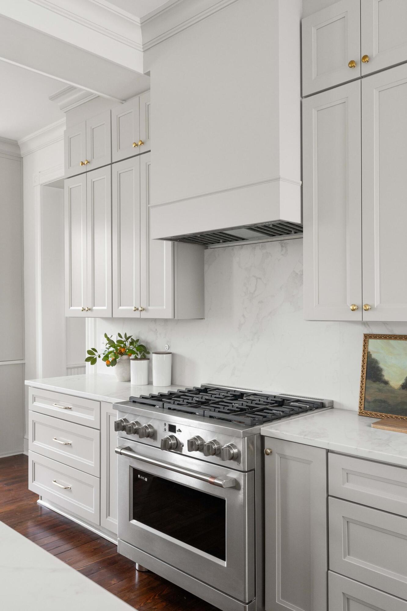 318 Sumter Street Charleston, SC 29403 - Photo 14 of 68 30