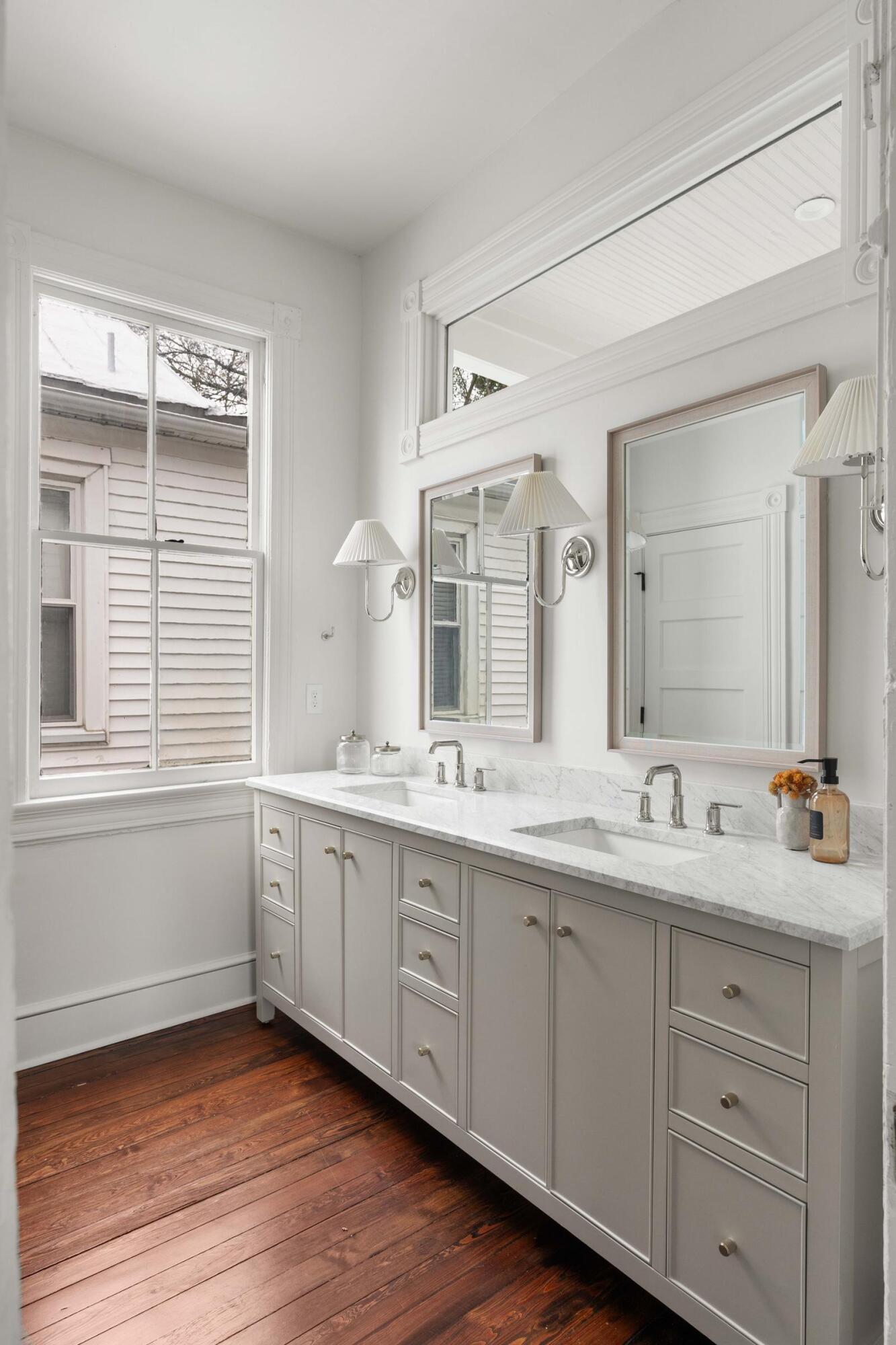 318 Sumter Street Charleston, SC 29403 - Photo 29 of 68 56