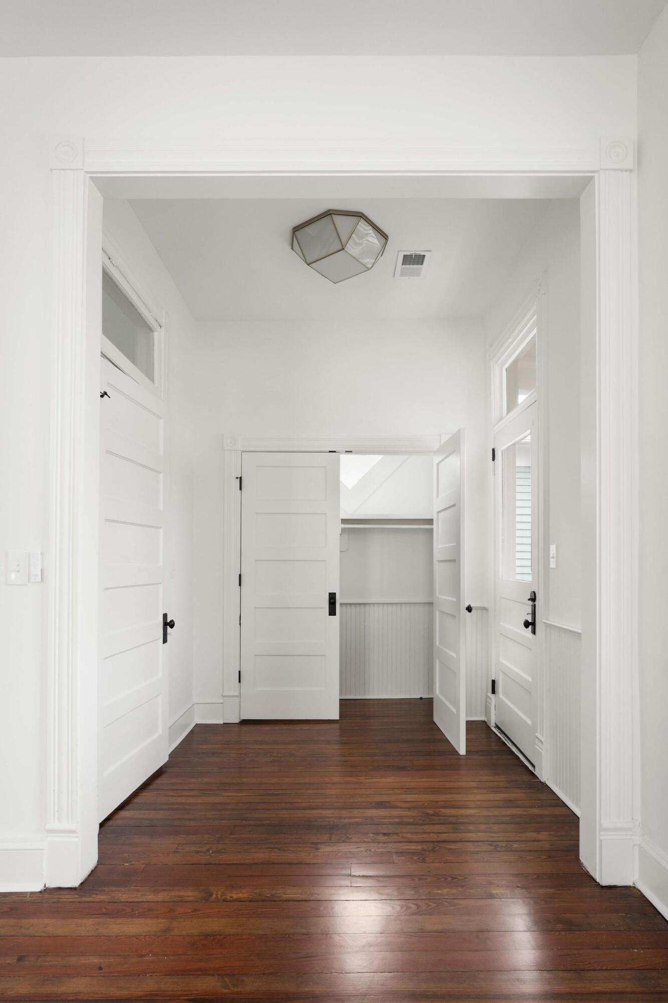 318 Sumter Street Charleston, SC 29403 - Photo 34 of 68 36