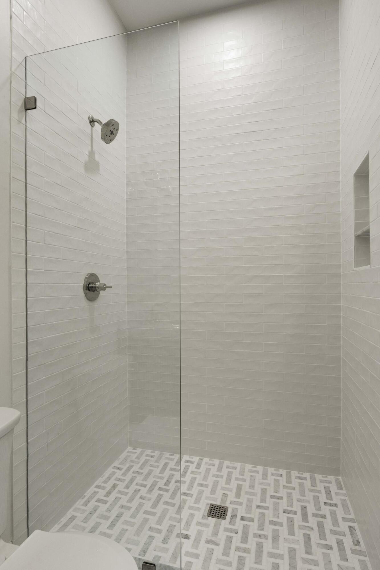 318 Sumter Street Charleston, SC 29403 - Photo 48 of 68 49