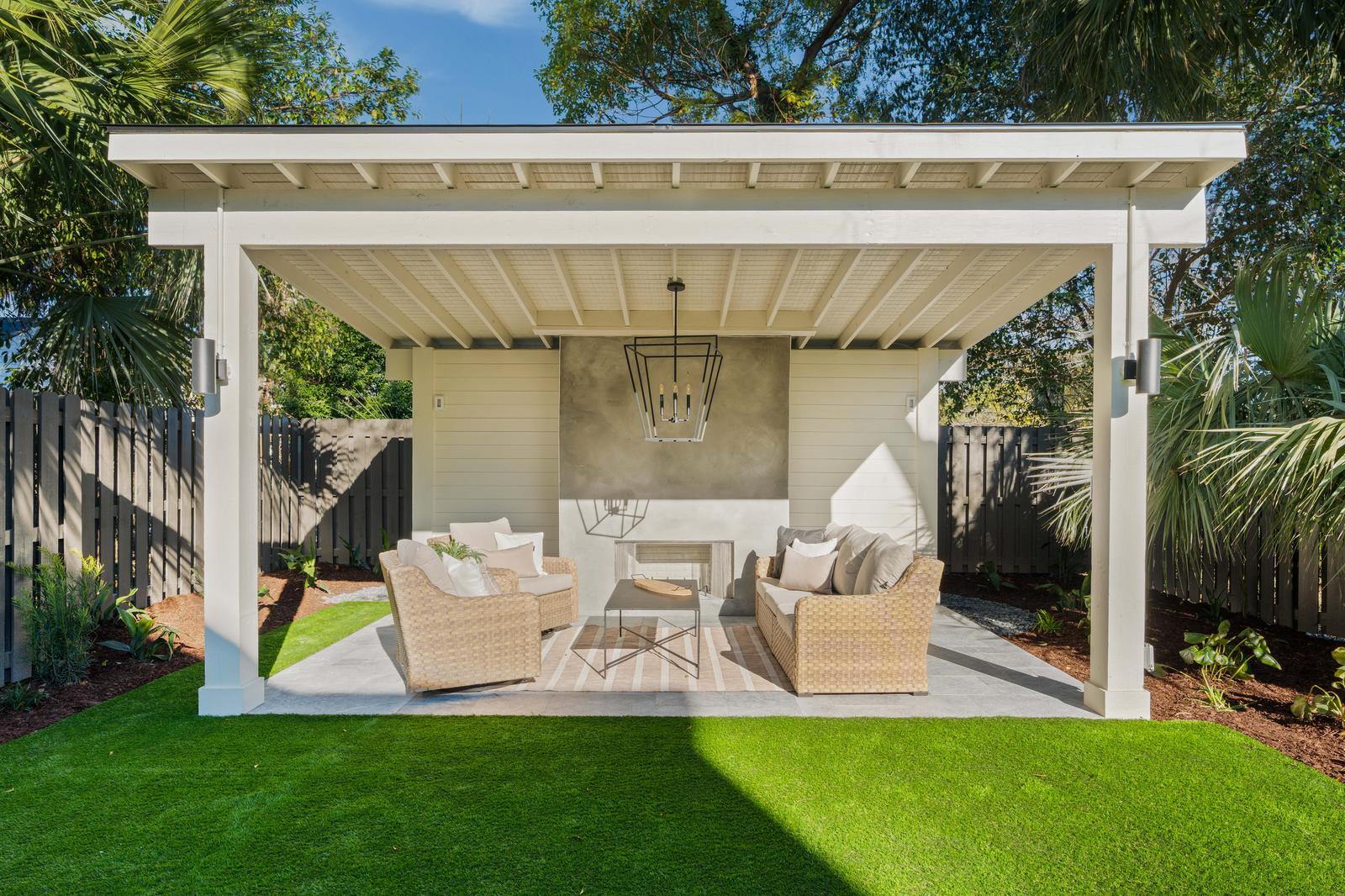 318 Sumter Street Charleston, SC 29403 - Photo 57 of 68 70