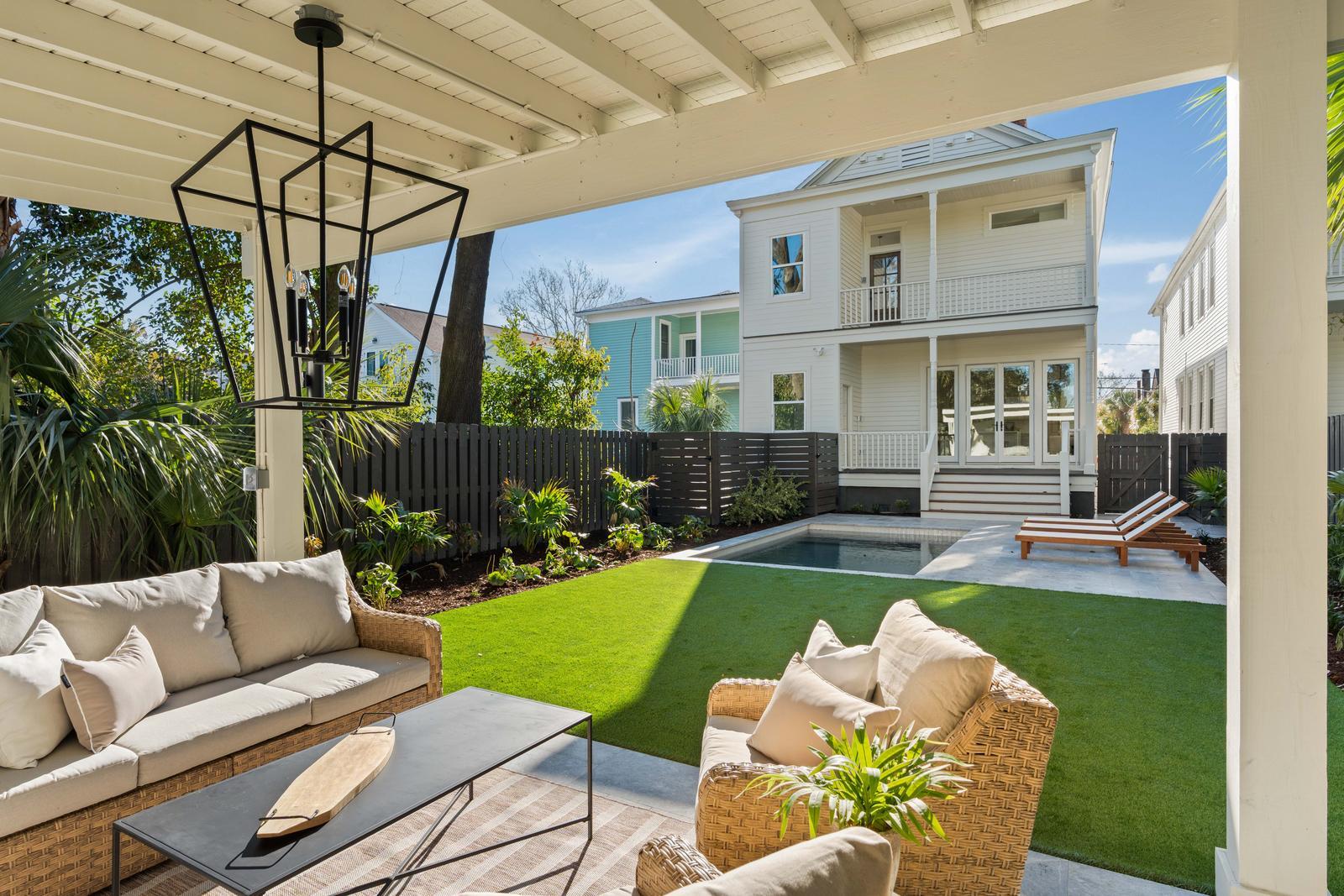 318 Sumter Street Charleston, SC 29403 - Photo 58 of 68 71