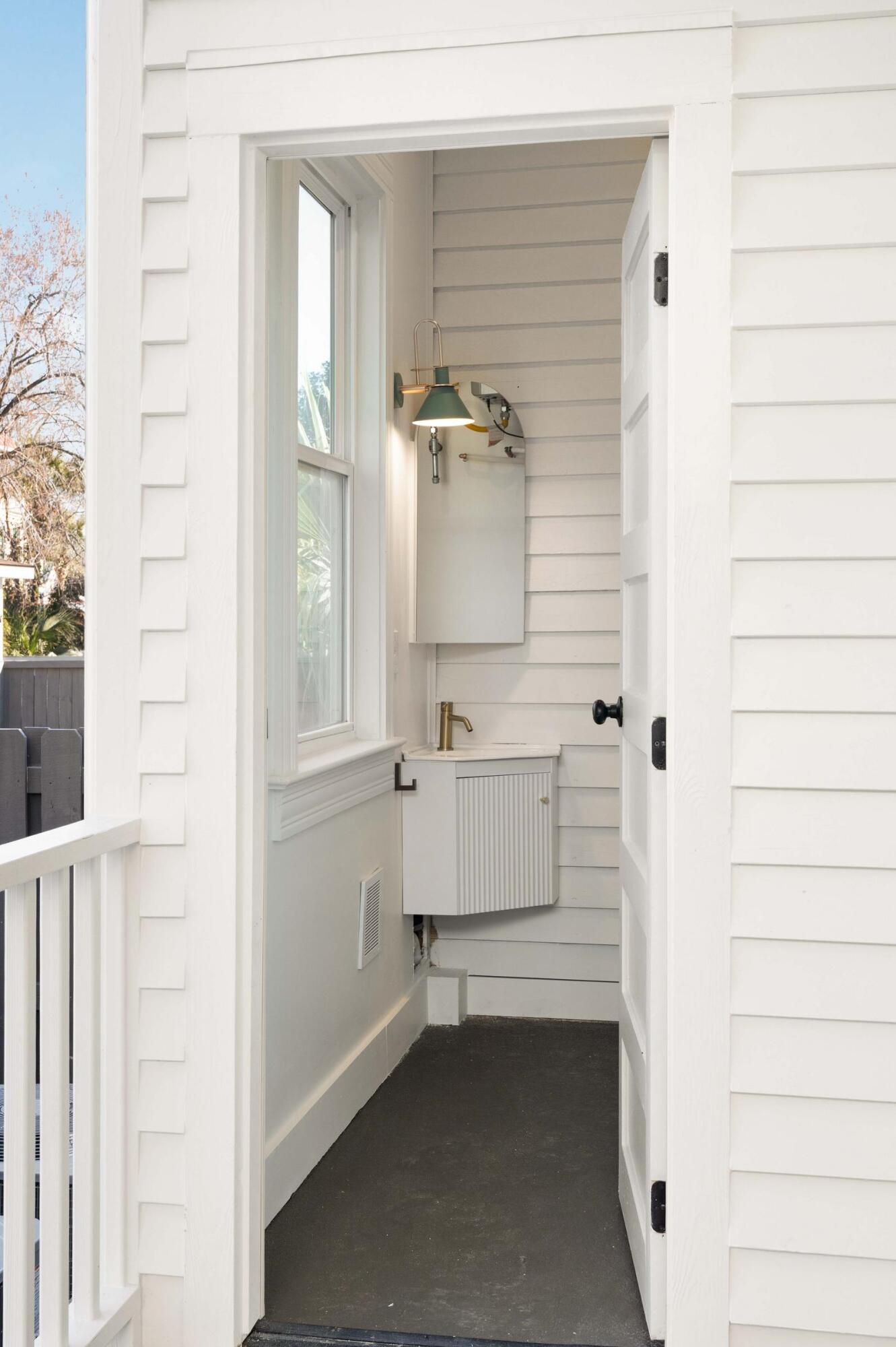 318 Sumter Street Charleston, SC 29403 - Photo 61 of 68 74