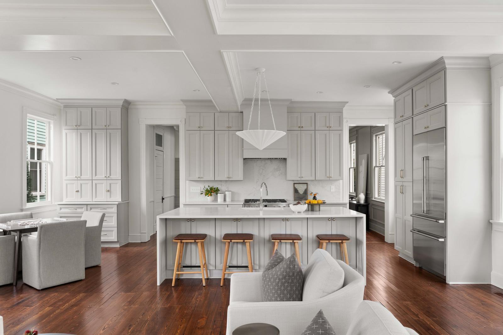 318 Sumter Street Charleston, SC 29403 - Photo 10 of 68 19