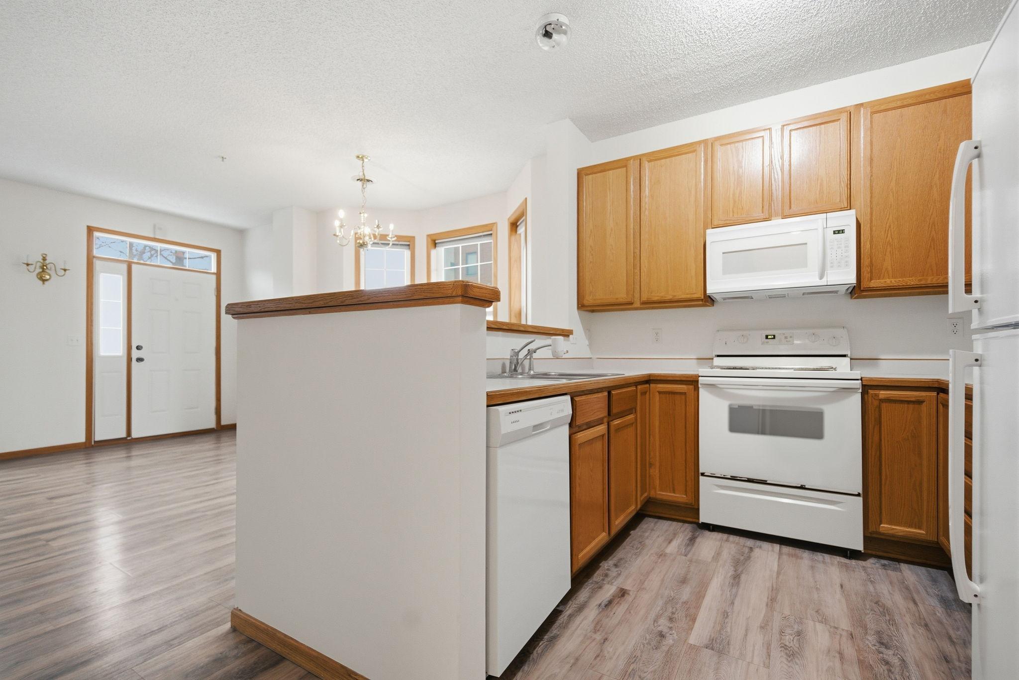 15461 Frost Path, Unit 1501 Apple Valley, MN 55124 - Photo 18 of 42