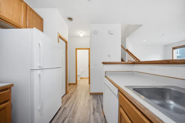 $292,000 | 15461 Frost Path, Unit 1501, Apple Valley, MN 55124