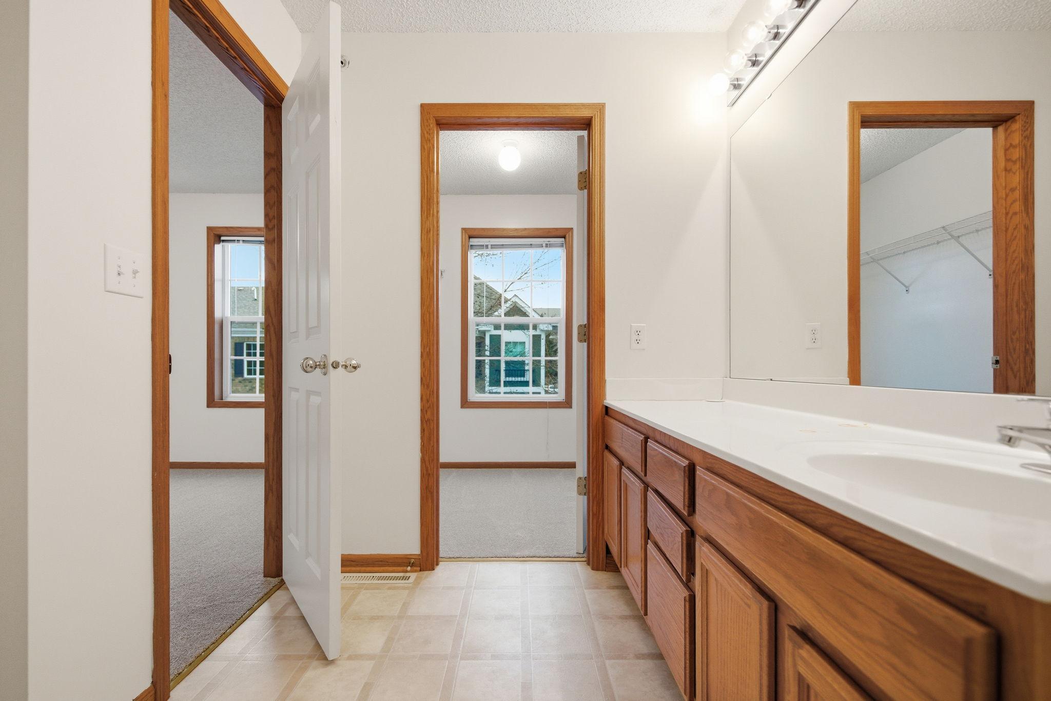 15461 Frost Path, Unit 1501 Apple Valley, MN 55124 - Photo 31 of 42