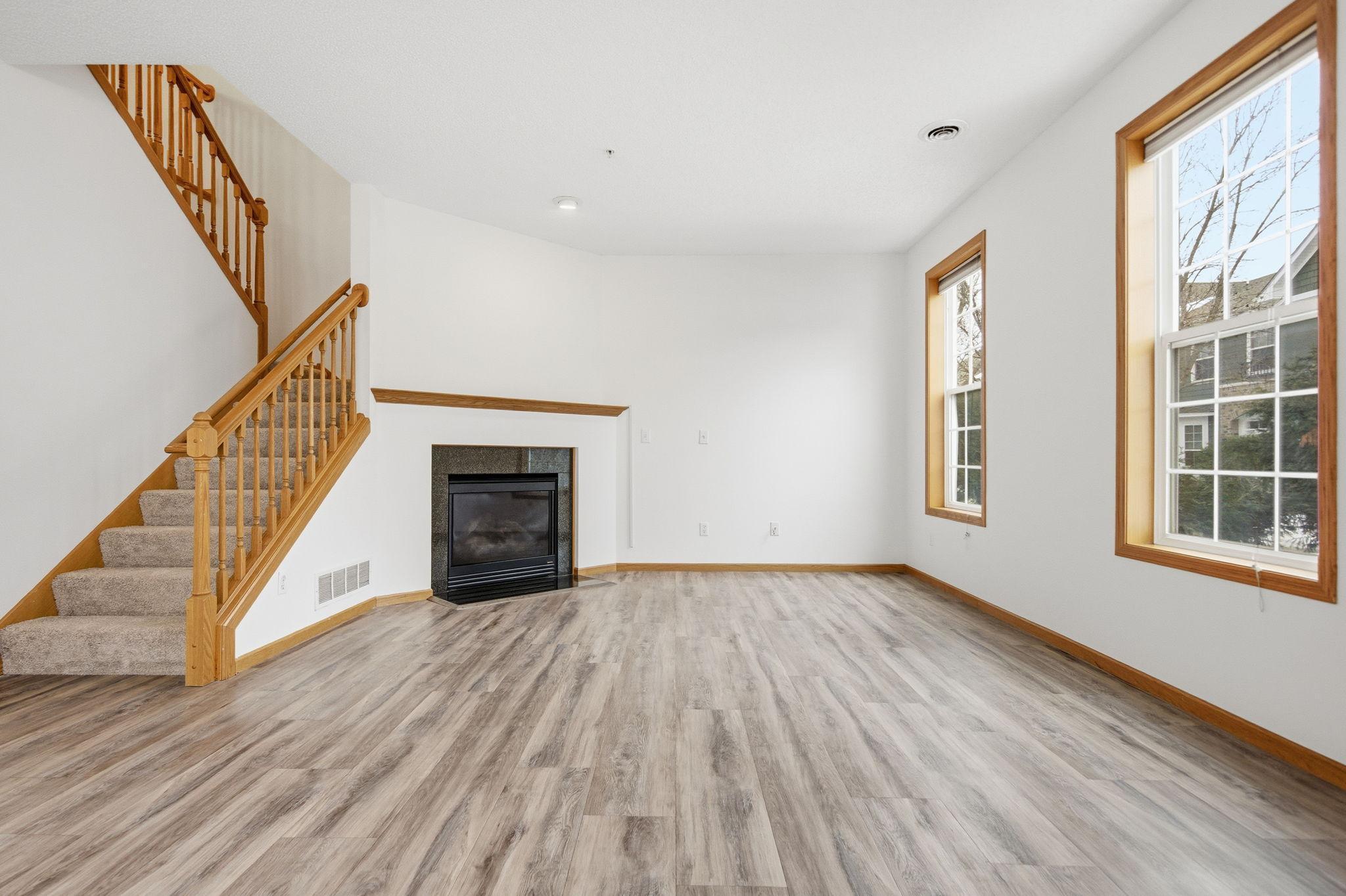 15461 Frost Path, Unit 1501 Apple Valley, MN 55124 - Photo 7 of 42