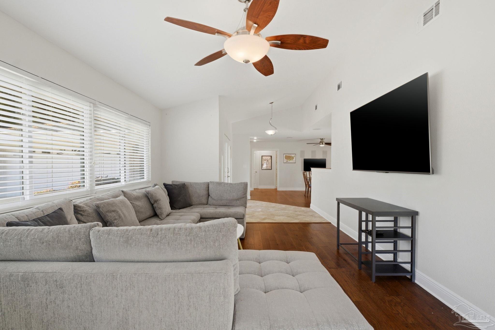 3910 Croydon Road Pensacola, FL 32514 - Photo 6 of 51 Gallery Image 6