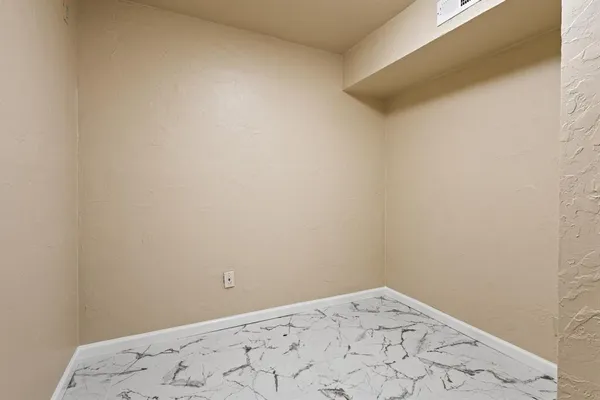 $1,400 | 5634 Boca Raton Boulevard, Unit 209, Fort Worth, TX 76112