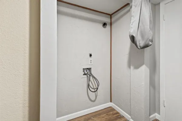 $1,400 | 5634 Boca Raton Boulevard, Unit 209, Fort Worth, TX 76112