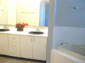 3432 Windham Lake Road Indianapolis, IN 46214 - Photo 14 of 24 Gallery Image 14