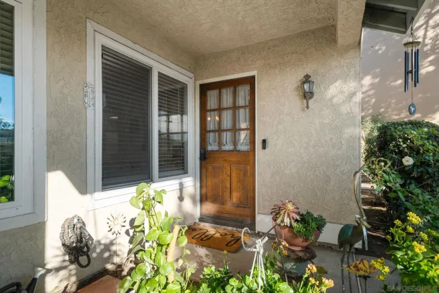 $3,250 | 13815 Johannesberg Drive, Unit 8, Poway, CA 92064
