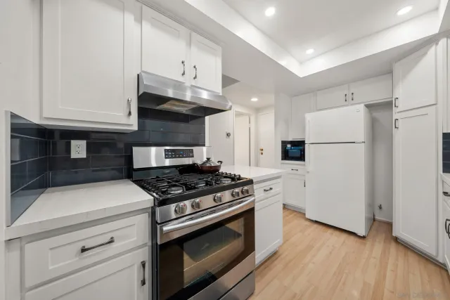 $3,250 | 13815 Johannesberg Drive, Unit 8, Poway, CA 92064